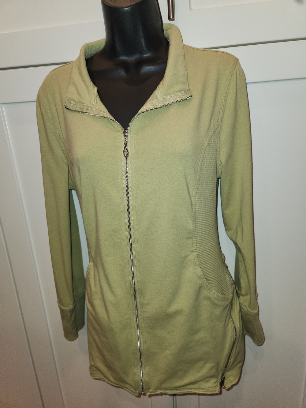 🍉Neon Buddha sage green jacket